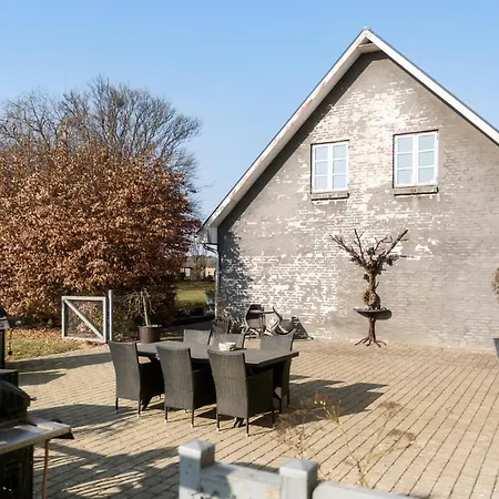 Сasa de vacaciones 2 Bedroom Amazing In Grindsted