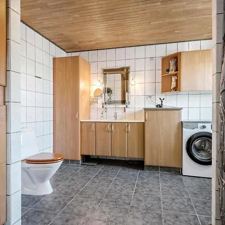 2 Bedroom Amazing In Сasa de vacaciones